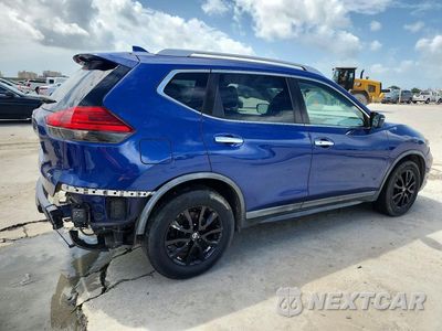 Trzecie zdjęcie samochodu z tyłu: 2017 NISSAN ROGUE SV VIN:KNMAT2MT0HP590442 - miniatura