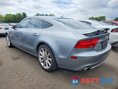 Drugie zdjęcie samochodu z przodu: 2014 AUDI A7 PREMIUM PLUS VIN:WAUWGAFC5EN064670 - miniatura