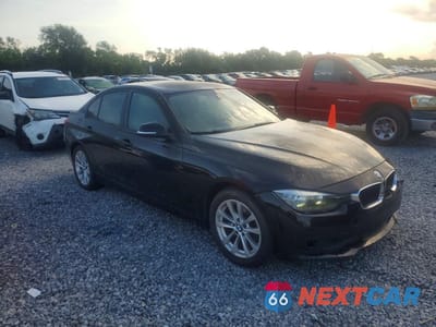 Czwarte zdjęcie samochodu z boku: 2016 BMW 320 I VIN:WBA8E1G54GNT37938 - miniatura