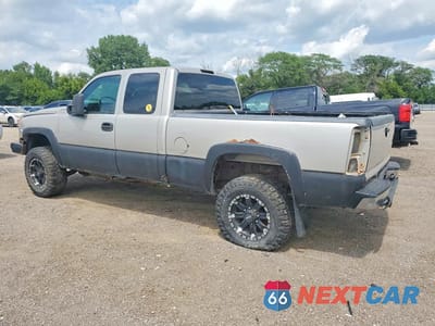 Drugie zdjęcie samochodu z przodu: 2005 CHEVROLET SILVERADO K2500 HEAVY DUTY VIN:1GCHK29U75E217103 - miniatura
