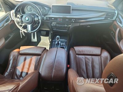 Zdjęcie 8 z 13 samochodu: 2015 BMW X5 XDRIVE35I VIN:5UXKR0C51F0P04723 - miniatura