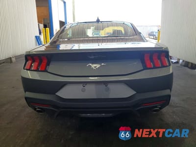 Zdjęcie 6 z 12 samochodu: 2026 FORD MUSTANG VIN:1FA6P8THXT5118883 - miniatura