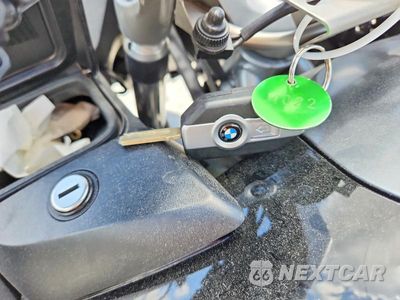 Zdjęcie 8 z 9 samochodu: 2024 BMW R 1250 RT VIN:WB10L0307R6K22691 - miniatura