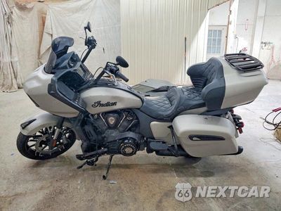 Trzecie zdjęcie samochodu z tyłu: 2023 INDIAN MOTORCYCLE CO. PURSUIT DARK HORSE WITH PREMIUM PACKAG VIN:56KLDFRR8P3421134 - miniatura
