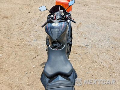 Zdjęcie 6 z 9 samochodu: 2006 YAMAHA YZFR6 L VIN:JYARJ12E06A002249 - miniatura