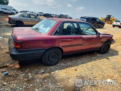 Trzecie zdjęcie samochodu z tyłu: 1991 TOYOTA CAMRY DELUXE VIN:4T1SV21E8MU346520 - miniatura