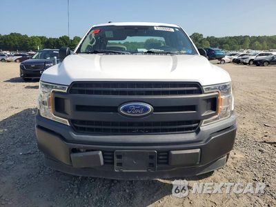 Piąte zdjęcie samochodu w środku: 2019 FORD F150 SUPER CAB VIN:1FTEX1C52KKE83495 - miniatura