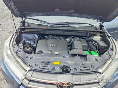 Zdjęcie 12 z 13 samochodu: 2019 TOYOTA HIGHLANDER XLE VIN:5TDJZRFH9KS980663 - miniatura