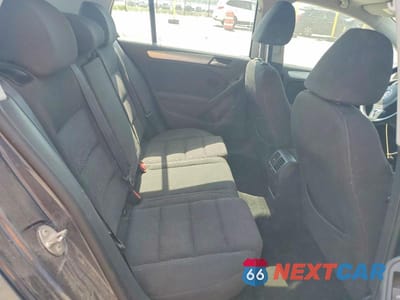 Zdjęcie 11 z 13 samochodu: 2014 VOLKSWAGEN GOLF VIN:WVWDM7AJ1EW007307 - miniatura