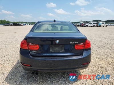 Zdjęcie 6 z 12 samochodu: 2013 BMW 328 I VIN:WBA3A5C59DF355618 - miniatura