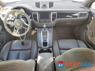 Zdjęcie 8 z 12 samochodu: 2016 PORSCHE MACAN S VIN:WP1AB2A56GLB41828 - miniatura