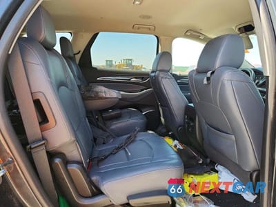 Zdjęcie 11 z 14 samochodu: 2018 BUICK ENCLAVE ESSENCE VIN:5GAEVAKW9JJ198072 - miniatura