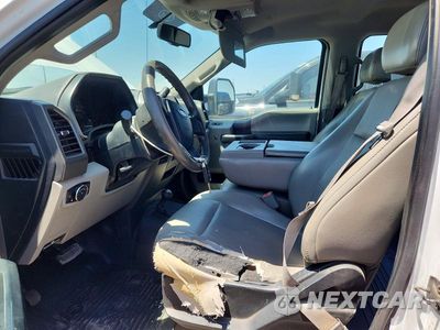 Zdjęcie 7 z 12 samochodu: 2019 FORD F350 SUPER DUTY VIN:1FD8W3HT9KED42467 - miniatura