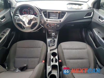 Zdjęcie 8 z 12 samochodu: 2021 HYUNDAI ACCENT SE VIN:3KPC24A64ME137179 - miniatura