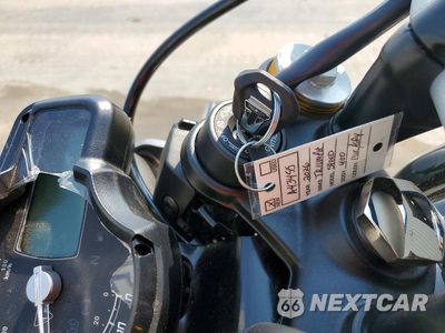 Zdjęcie 8 z 9 samochodu: 2026 TRIUMPH MOTORCYCLE SPEED 400 VIN:SMTT127Y5TNA43455 - miniatura