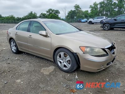 Czwarte zdjęcie samochodu z boku: 2008 ACURA RL VIN:JH4KB16678C003927 - miniatura