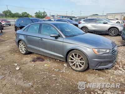 Czwarte zdjęcie samochodu z boku: 2016 AUDI A3 PREMIUM VIN:WAUA7GFF5G1008391 - miniatura