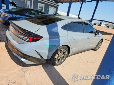 Trzecie zdjęcie samochodu z tyłu: 2025 HYUNDAI SONATA SEL VIN:KMHL64JA6SA483917 - miniatura