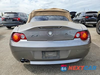 Zdjęcie 6 z 12 samochodu: 2004 BMW Z4 3.0 VIN:4USBT53544LU06835 - miniatura
