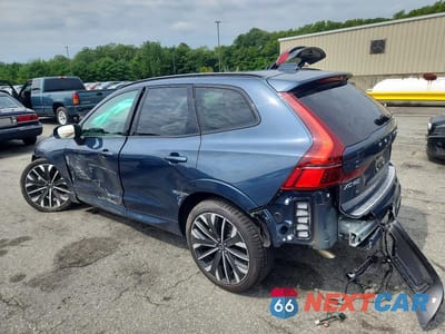 Drugie zdjęcie samochodu z przodu: 2026 VOLVO XC60 ULTRA VIN:YV4M12RM7T1463667 - miniatura