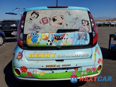 Zdjęcie 6 z 13 samochodu: 2018 KIA SOUL EV EV-E VIN:KNDJX3AE7J7032271 - miniatura