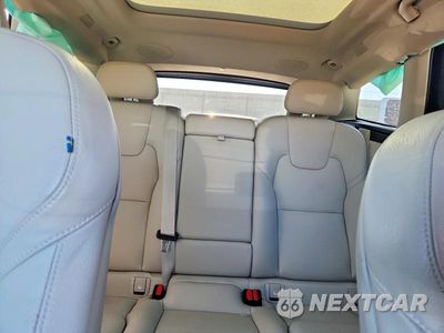 Zdjęcie 10 z 13 samochodu: 2024 VOLVO XC60 PLUS VIN:YV4H60DL1R1756673 - miniatura