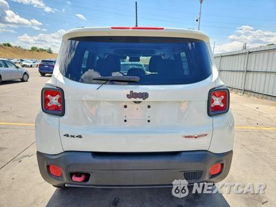 Zdjęcie 6 z 13 samochodu: 2016 JEEP RENEGADE TRAILHAWK VIN:ZACCJBCT4GPD22852 - miniatura