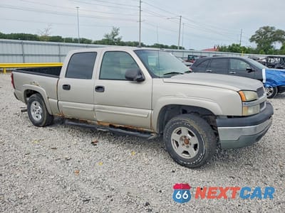Czwarte zdjęcie samochodu z boku: 2004 CHEVROLET SILVERADO K1500 VIN:2GCEK13T741406914 - miniatura