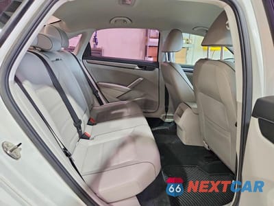 Zdjęcie 10 z 12 samochodu: 2018 VOLKSWAGEN PASSAT S VIN:1VWAA7A39JC008016 - miniatura