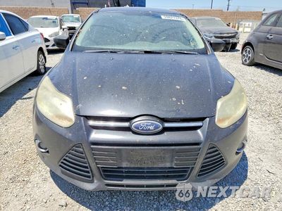 Piąte zdjęcie samochodu w środku: 2012 FORD FOCUS SE VIN:1FAHP3K25CL343233 - miniatura