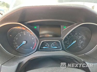 Zdjęcie 9 z 12 samochodu: 2015 FORD FOCUS SE VIN:1FADP3K20FL363683 - miniatura