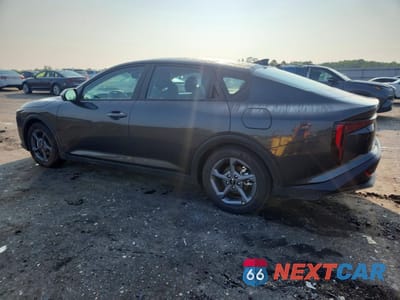 Drugie zdjęcie samochodu z przodu: 2026 KIA K4 LXS VIN:3KPFT4DE0TE301944 - miniatura