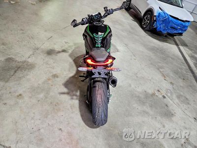 Zdjęcie 6 z 9 samochodu: 2025 KAWASAKI ZR900 T VIN:ML5ZRDT15SDA02523 - miniatura