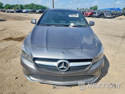 Piąte zdjęcie samochodu w środku: 2019 MERCEDES-BENZ CLA 250 4MATIC VIN:WDDSJ4GB6KN720547 - miniatura