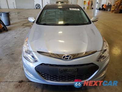Piąte zdjęcie samochodu w środku: 2014 HYUNDAI SONATA HYBRID VIN:KMHEC4A47EA111664 - miniatura