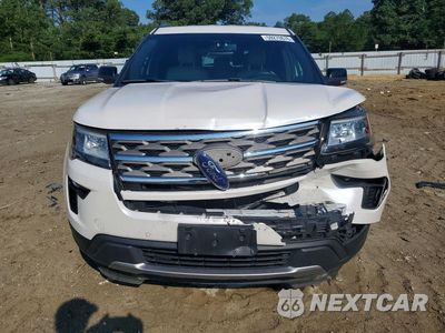 Piąte zdjęcie samochodu w środku: 2018 FORD EXPLORER XLT VIN:1FM5K8D81JGA29977 - miniatura