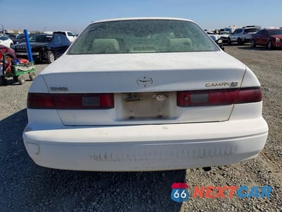 Zdjęcie 6 z 12 samochodu: 1998 TOYOTA CAMRY LE VIN:JT2BG22K4W0116477 - miniatura