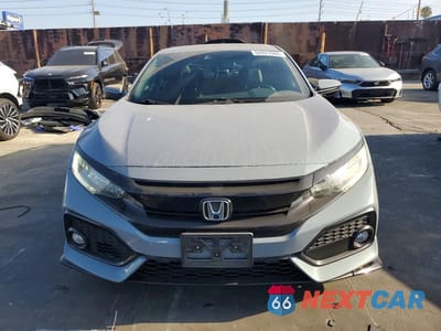 Piąte zdjęcie samochodu w środku: 2019 HONDA CIVIC SPORT TOURING VIN:SHHFK7H94KU414286 - miniatura
