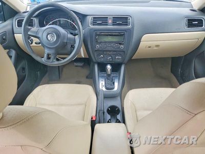 Zdjęcie 8 z 12 samochodu: 2012 VOLKSWAGEN JETTA SE VIN:3VWDP7AJ9CM371363 - miniatura
