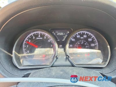 Zdjęcie 9 z 13 samochodu: 2017 NISSAN VERSA 1.6 SV VIN:3N1CN7AP2HL828636 - miniatura