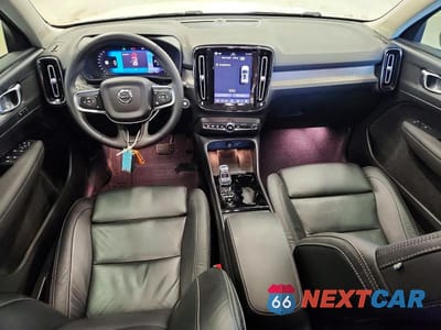 Zdjęcie 8 z 13 samochodu: 2023 VOLVO XC40 PLUS VIN:YV4L12UW3P2003927 - miniatura