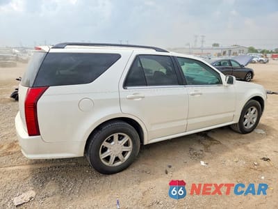 Trzecie zdjęcie samochodu z tyłu: 2005 CADILLAC SRX VIN:1GYEE637350145456 - miniatura