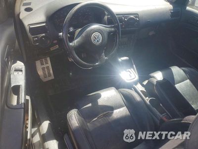 Zdjęcie 29 z 48 samochodu: 2004 VOLKSWAGEN GTI VIN:9BWDE61J244007873 - miniatura