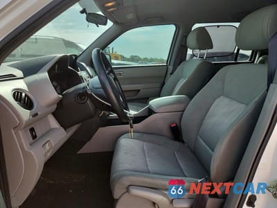 Zdjęcie 7 z 13 samochodu: 2014 HONDA PILOT LX VIN:5FNYF3H21EB005841 - miniatura