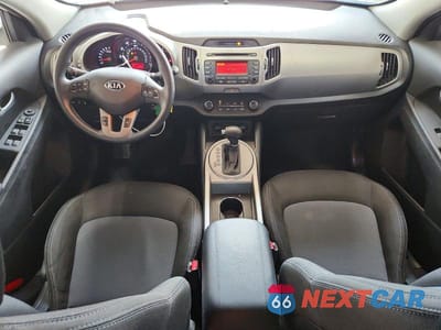 Zdjęcie 8 z 13 samochodu: 2015 KIA SPORTAGE LX VIN:KNDPB3AC9F7789784 - miniatura