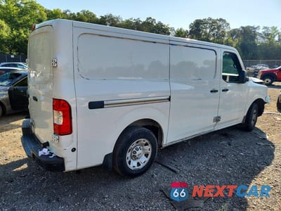 Trzecie zdjęcie samochodu z tyłu: 2017 NISSAN NV 1500 DELIVERY VAN VIN:1N6BF0KM5HN803471 - miniatura