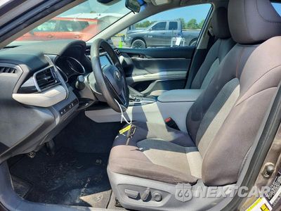 Zdjęcie 7 z 12 samochodu: 2019 TOYOTA CAMRY VIN:4T1B11HK2KU809363 - miniatura