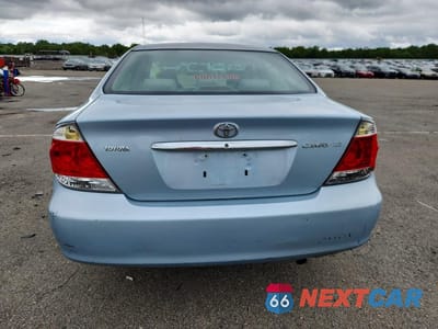 Zdjęcie 6 z 12 samochodu: 2006 TOYOTA CAMRY LE VIN:4T1BE32K06U643083 - miniatura