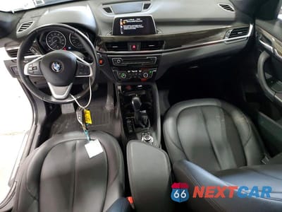 Zdjęcie 8 z 13 samochodu: 2016 BMW X1 XDRIVE28I VIN:WBXHT3C30G5E52275 - miniatura