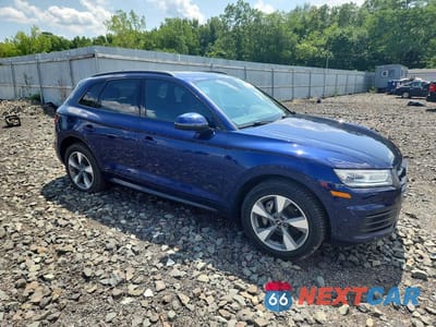 Czwarte zdjęcie samochodu z boku: 2020 AUDI Q5 PREMIUM VIN:WA1ANAFY2L2114013 - miniatura